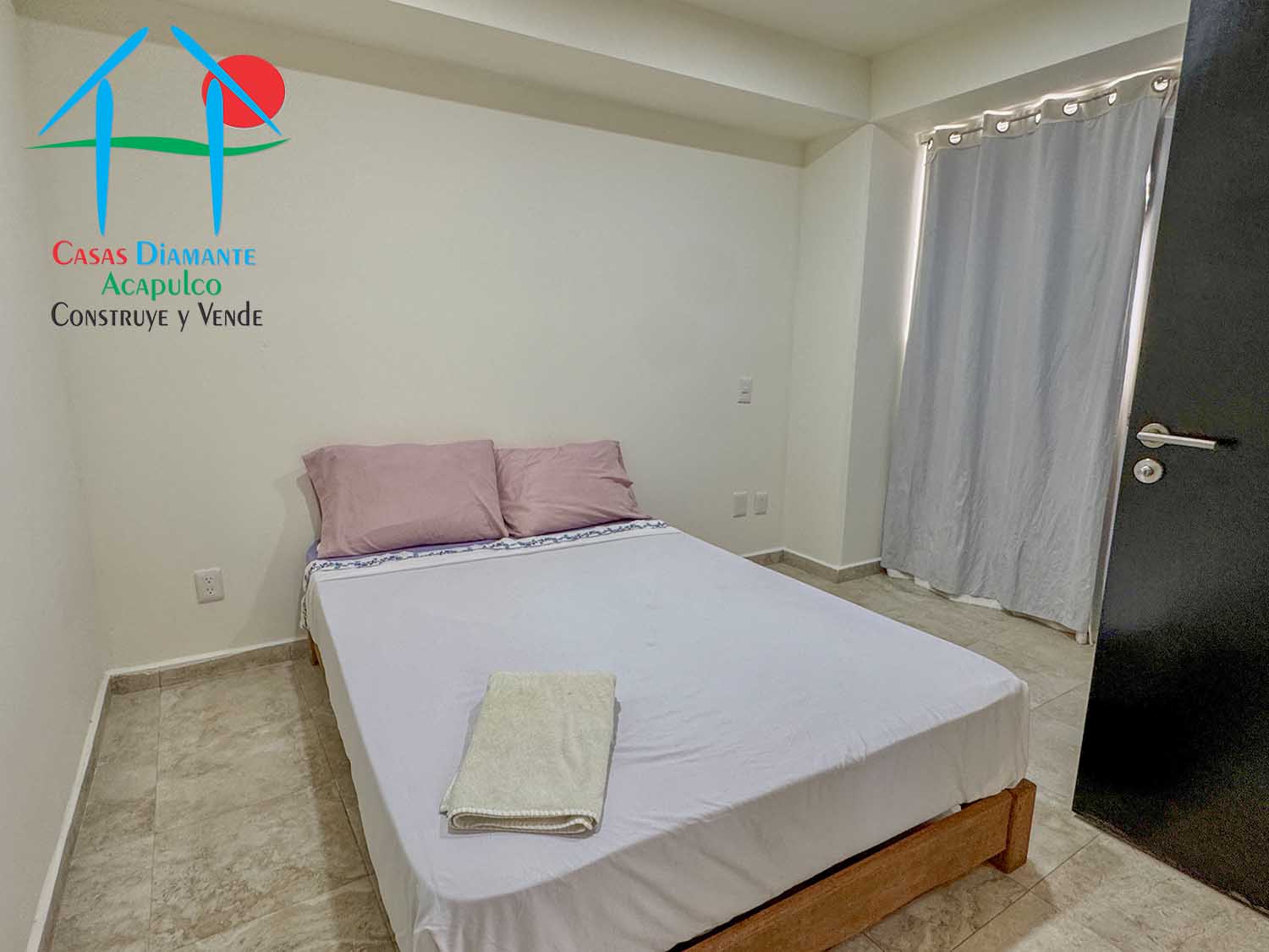 Puerta Diamante 311 - Recámara uno 1